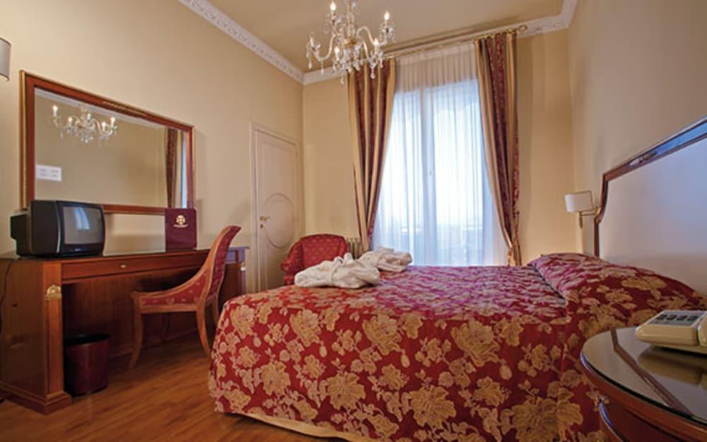Hotel Terme Salus Абано Терме Екстериор снимка