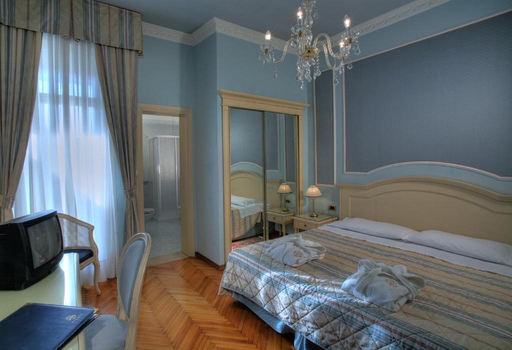 Hotel Terme Salus Абано Терме Стая снимка