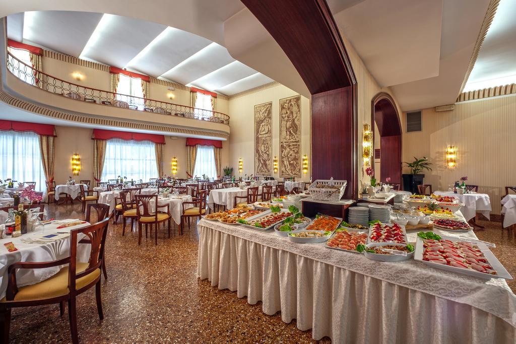 Hotel Terme Salus Абано Терме Екстериор снимка